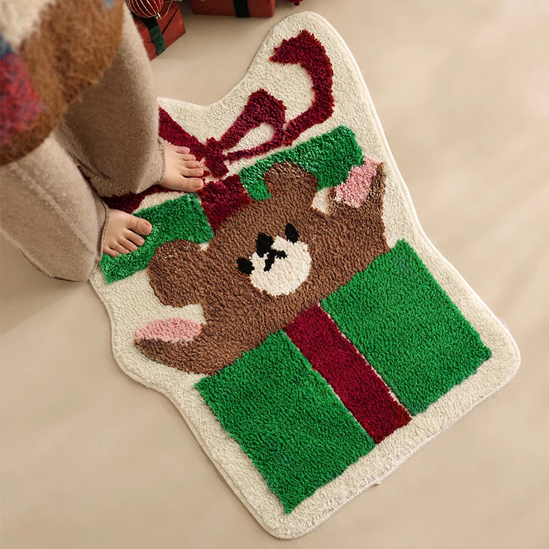 Verspielte geschenkförmige Fußmatte mit getuftetem Teddybärmotiv Karnz