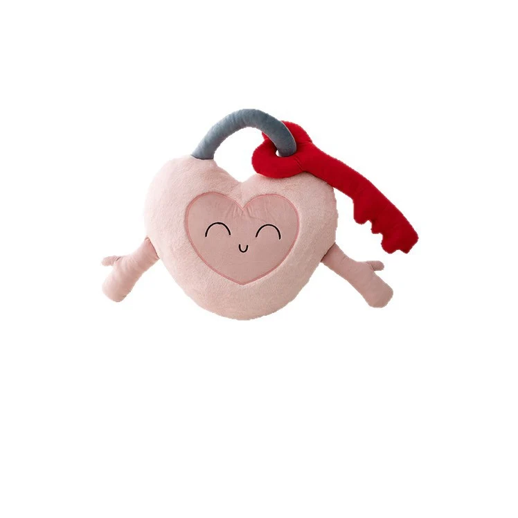 Plüschherz-Kuschelkissen mit angenähtem Schlüsselmotiv und niedlichem Stickgesicht Karnz