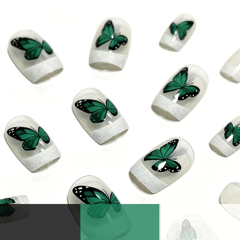 Schmetterlings-Themen-Nagelkunst-Verstärkungen Karnz