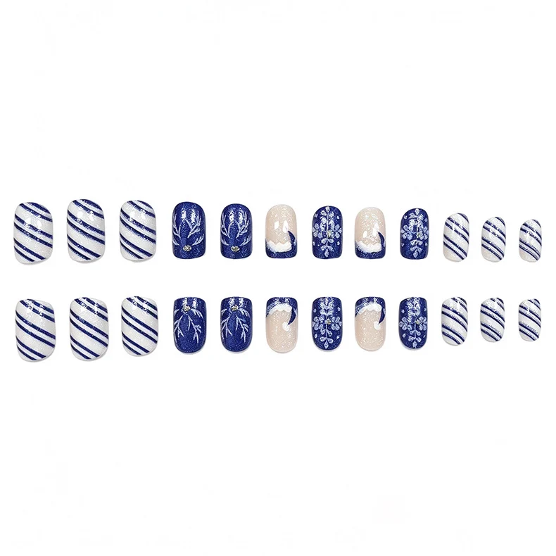 Künstlerische winterliche Acryl-Nagelkunstverzierungen Karnz