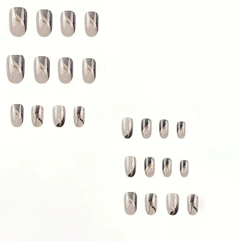 Künstlerische langanhaltende Nagelverlängerungen Karnz