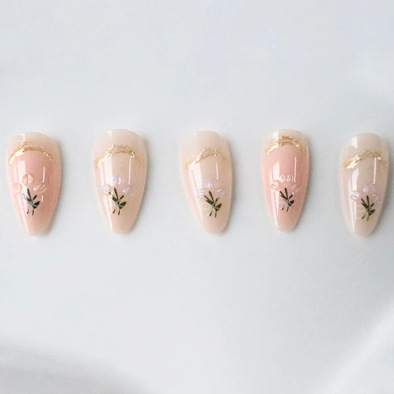Künstlerische lange mandelförmige Nagelkunst-Verstärkungen Karnz