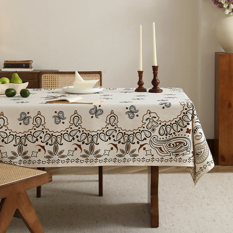 Bedruckte rechteckige Tischdecke aus Baumwollmischung mit Paisley‑Bordüre Karnz
