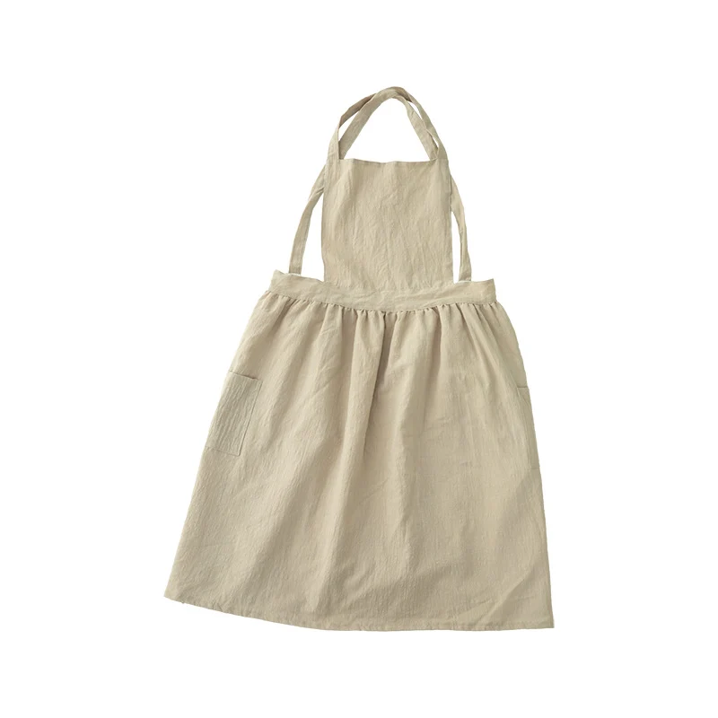 Lässiges Schürzenkleid mit verstellbaren Trägern, geraffter Taille und Seitentaschen Karnz