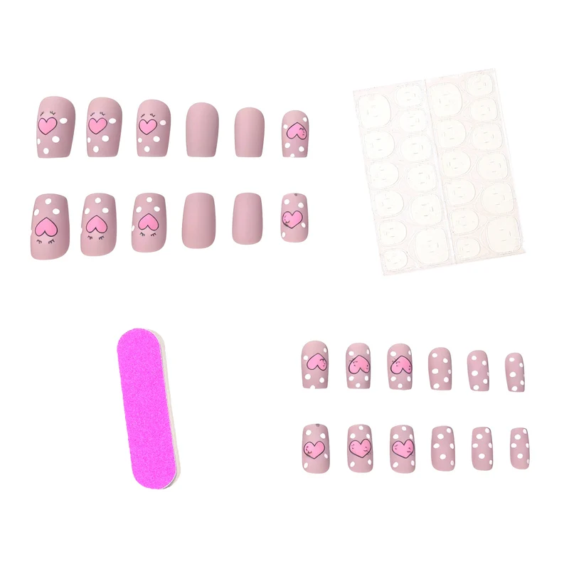 Künstlerische Herz-Themen-Nagelkunst Karnz