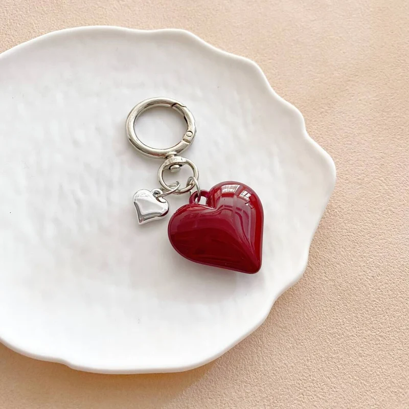 Herzförmiger Charm Schlüsselanhänger Karnz