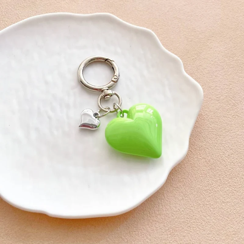 Herzförmiger Charm Schlüsselanhänger Karnz