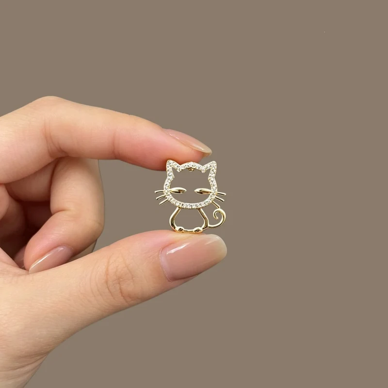 Glitzernde Katzenbrosche Karnz