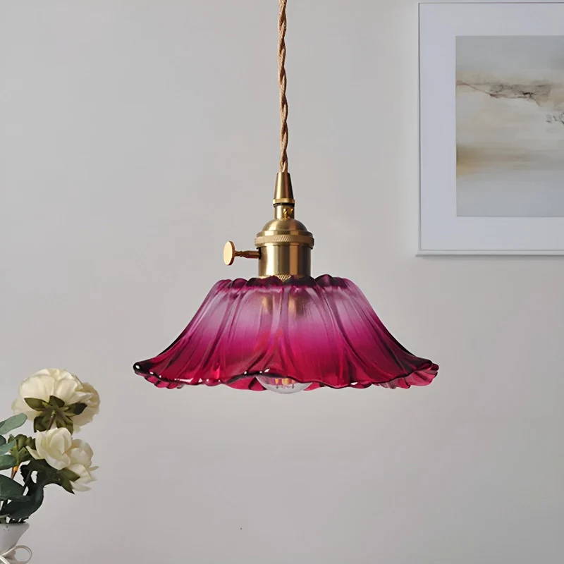 Hängelampe mit Blumenmotiv – Warmes Licht & stilvolles Design | Für Ihr Zuhause
