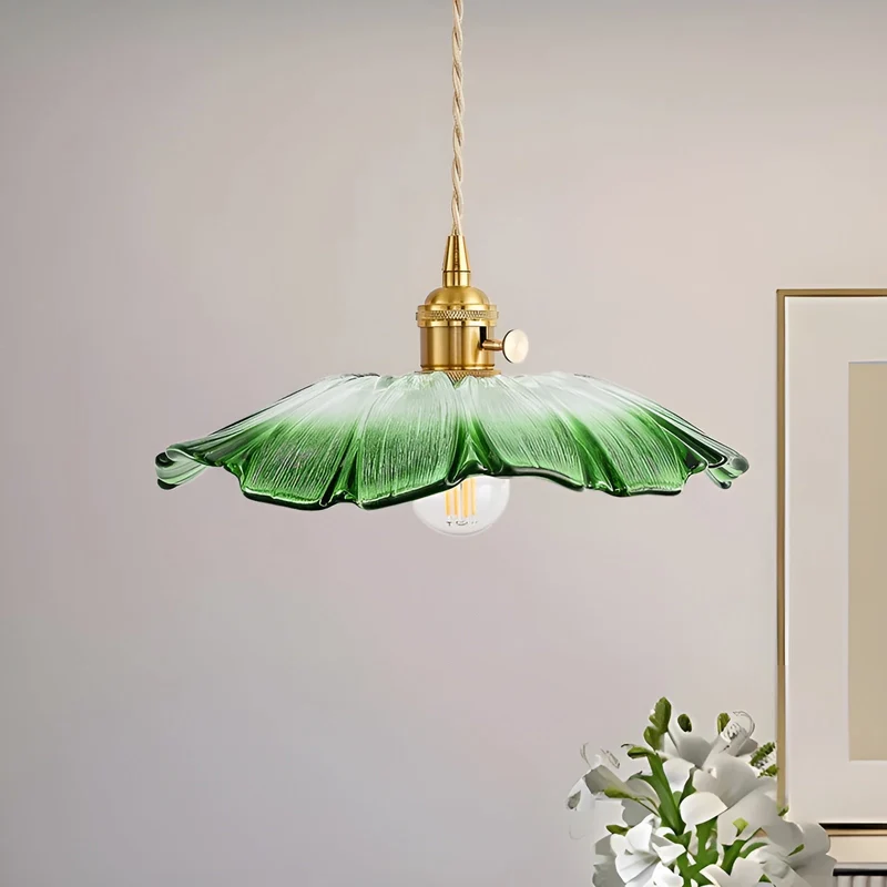 Hängelampe mit Blumenmotiv – Warmes Licht & stilvolles Design | Für Ihr Zuhause