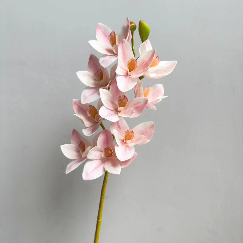 Dekorative Blumenarrangement