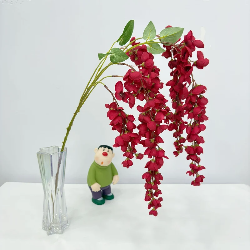 Elegante hängende Blumenarrangement
