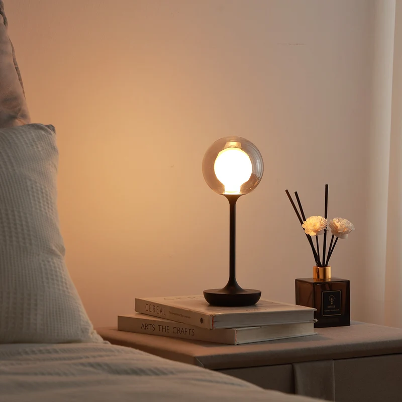 Dekorative Tischlampe für modernes Wohndesign
