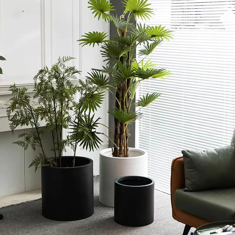 Elegante Keramiktopf für Innendekoration
