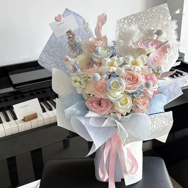 Exquisites florales Blumenarrangement