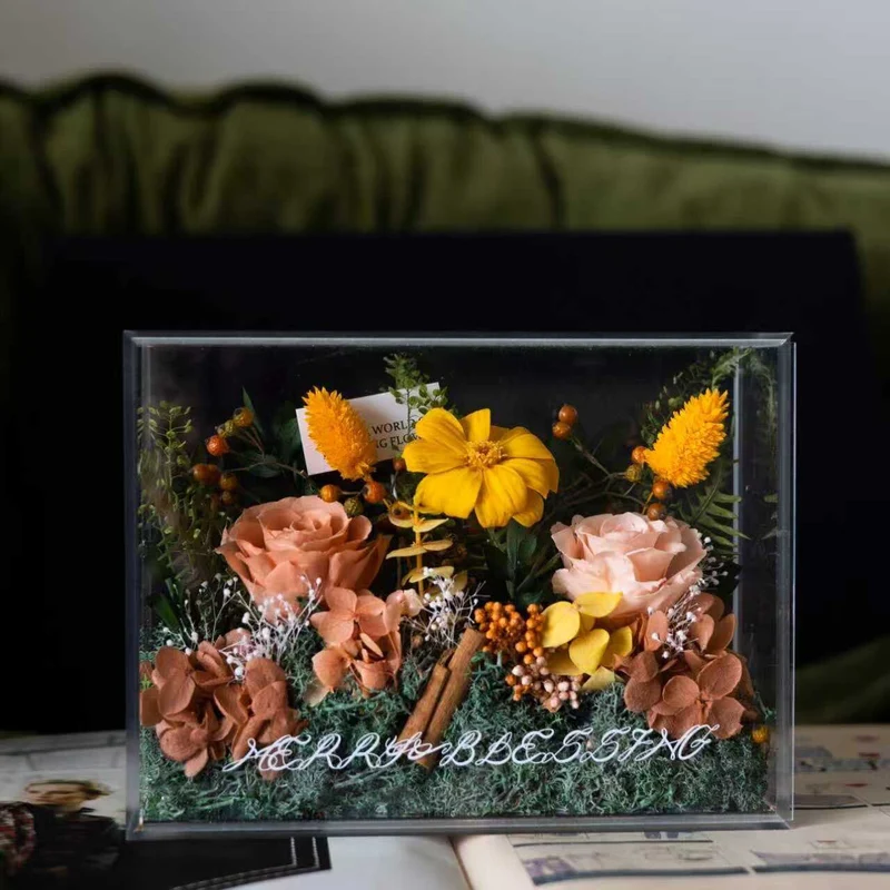 Konservierte Blumenanzeige Box