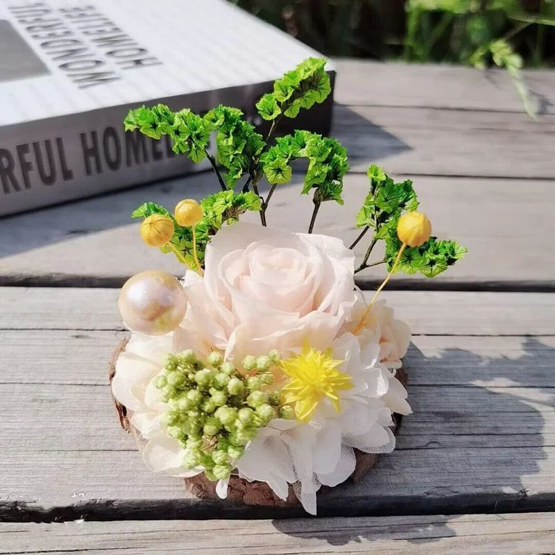 Natürliche getrocknete Blumenarrangements