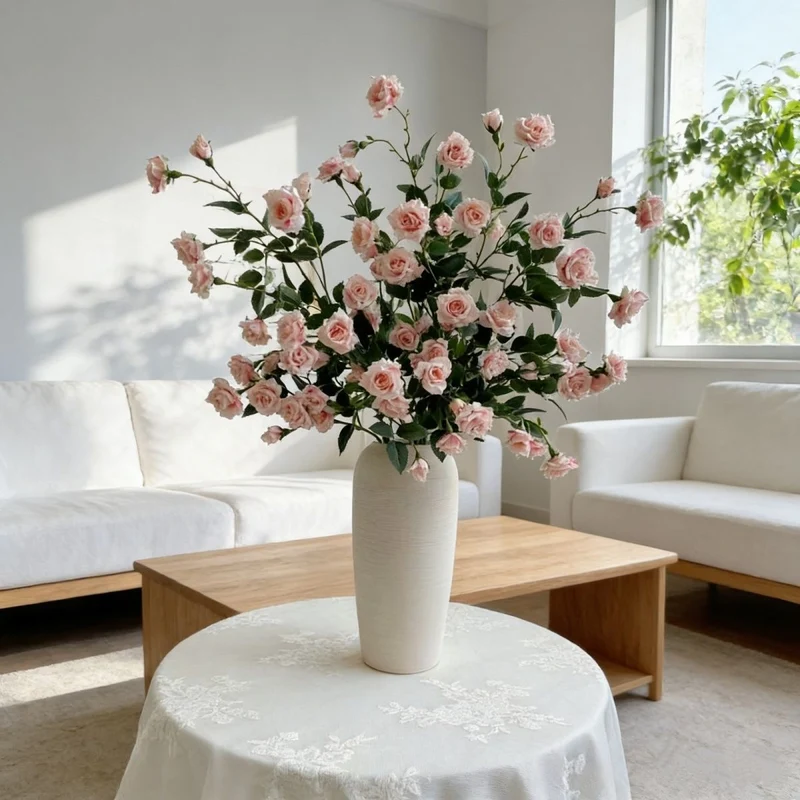 Lebensechte rosa Rosen Blumenarrangement