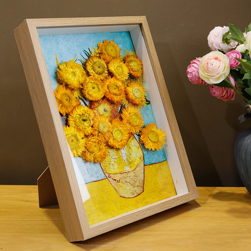 Dekorative florale Kunstpräsentation für stilvolle Innenräume