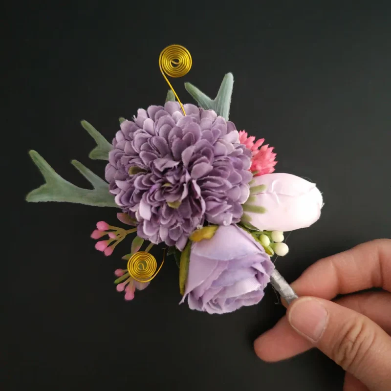 Stylische Blumen Corsage
