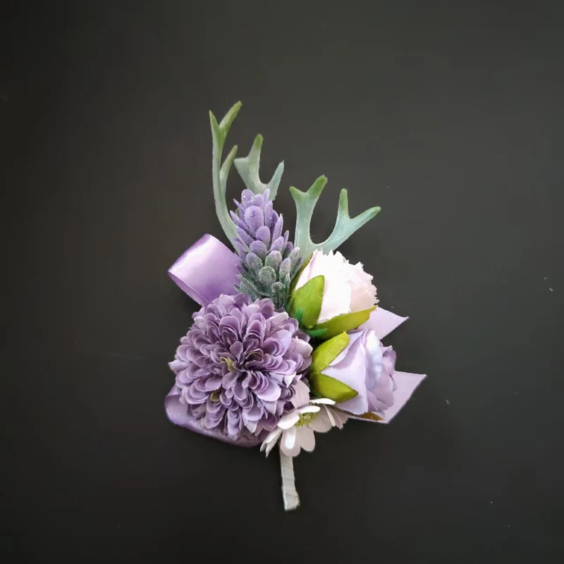 Florale Reversbrosche