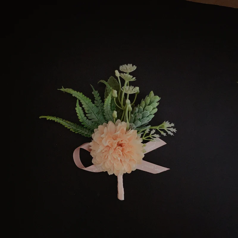 Faux Floral Korsage mit Band