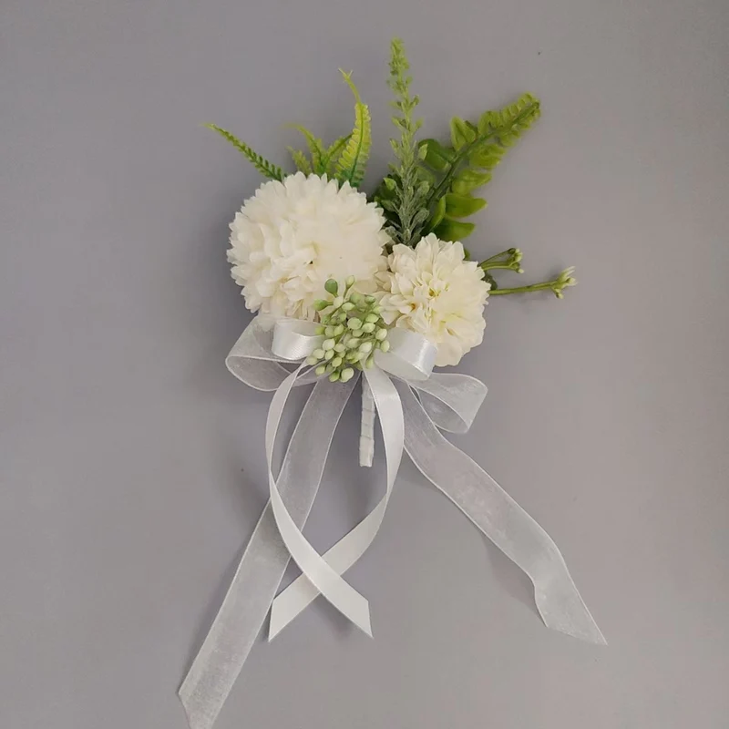 Charmante Blumen Corsage