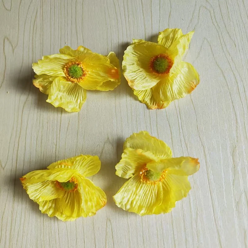 Realistische Seidenblumenverzierungen
