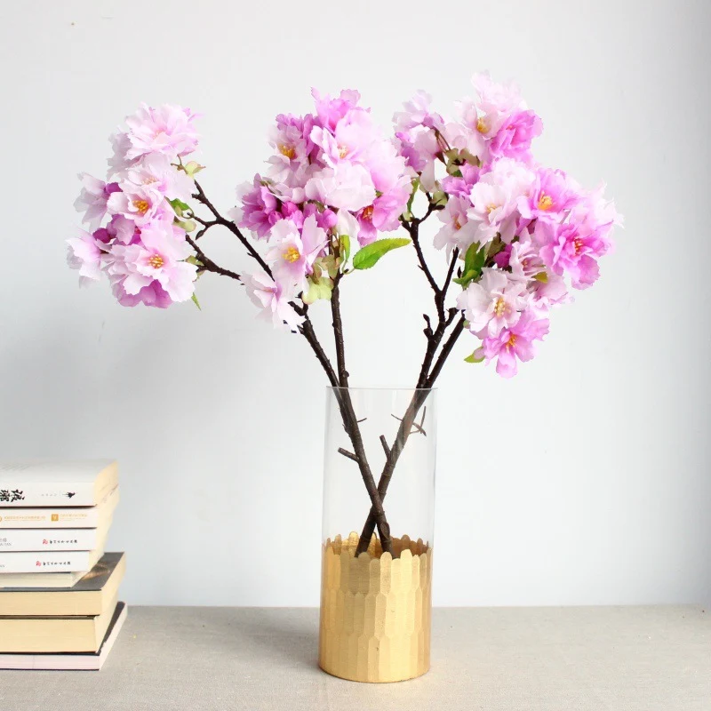 Realistische Dekorative Blumenast