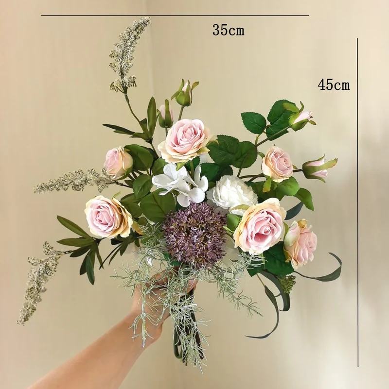 Lebensechte Blumenmittelstück
