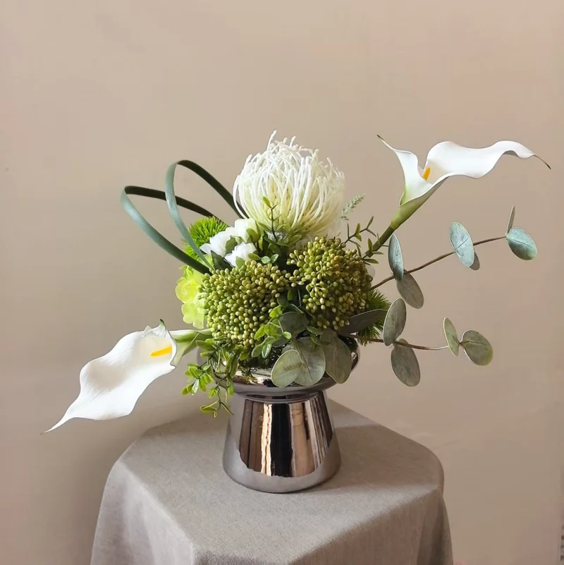 Elegante Tischmittelstück