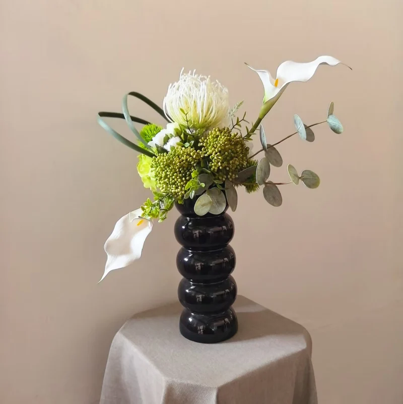 Elegante Tischmittelstück