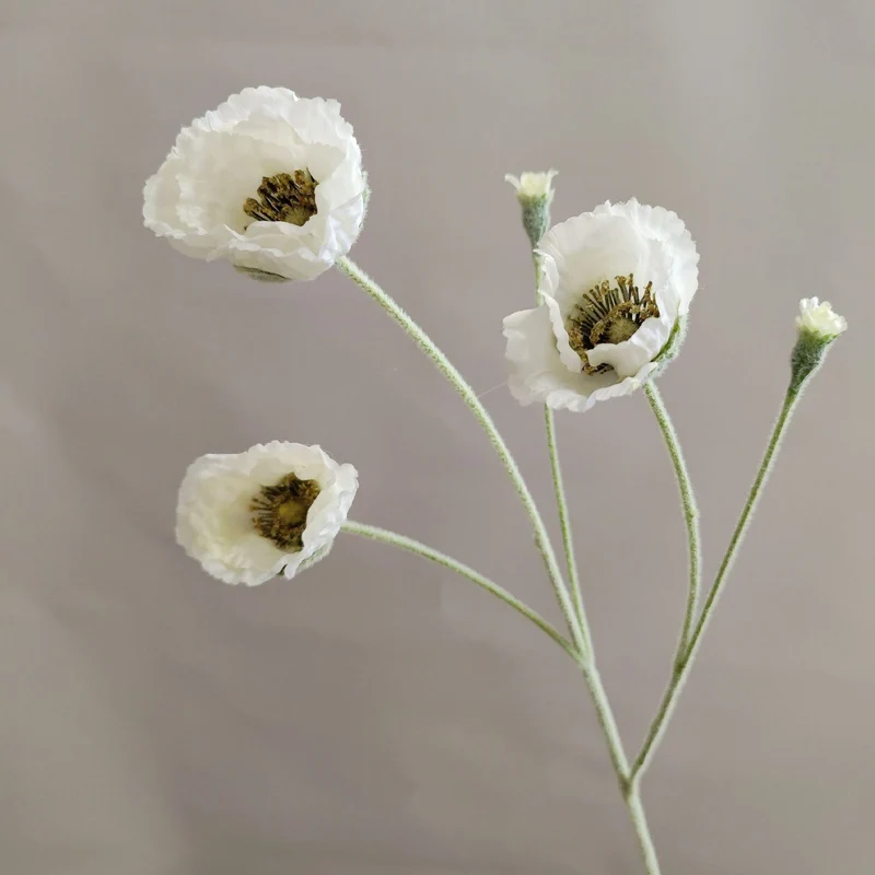 Elegante Seidenblumenanordnung