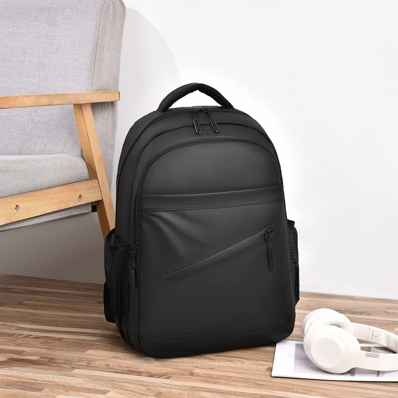 Vielseitiger wasserdichter Laptop-Rucksack Karnz