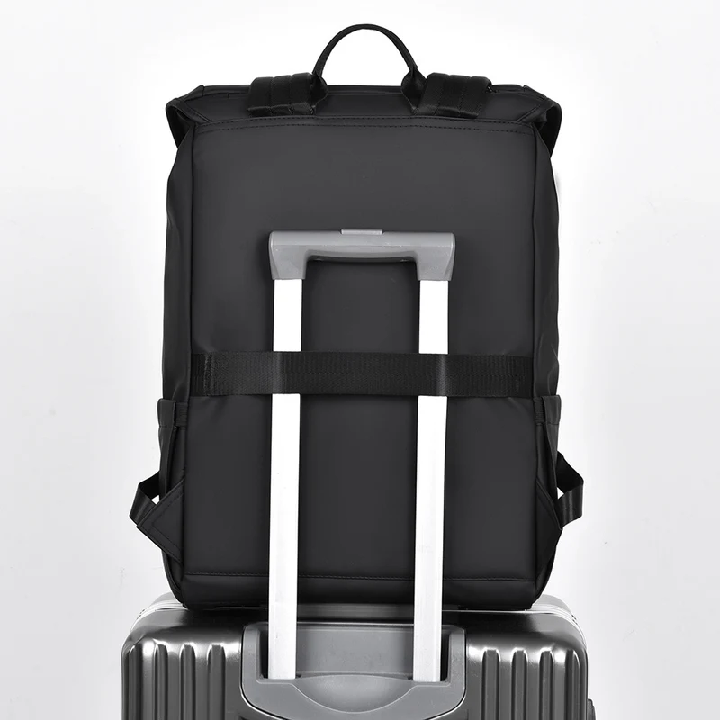 Vielseitiger Wasserfester Rucksack Karnz