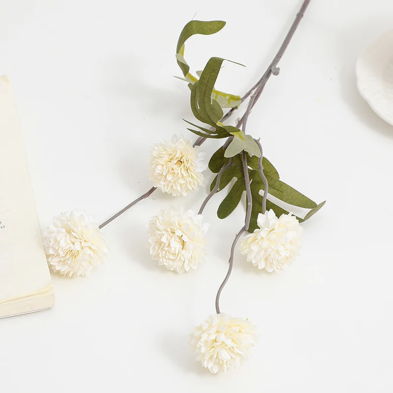 Künstlicher Blütenzweig mit detailreichen Blüten Karnz