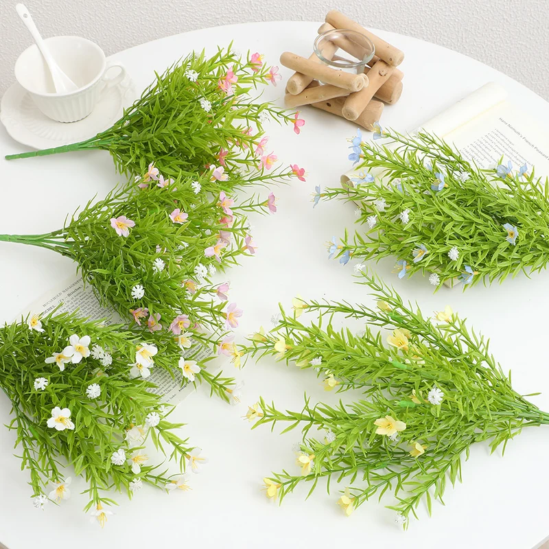 Künstlicher Blumenstängel mit feinen Blüten Karnz