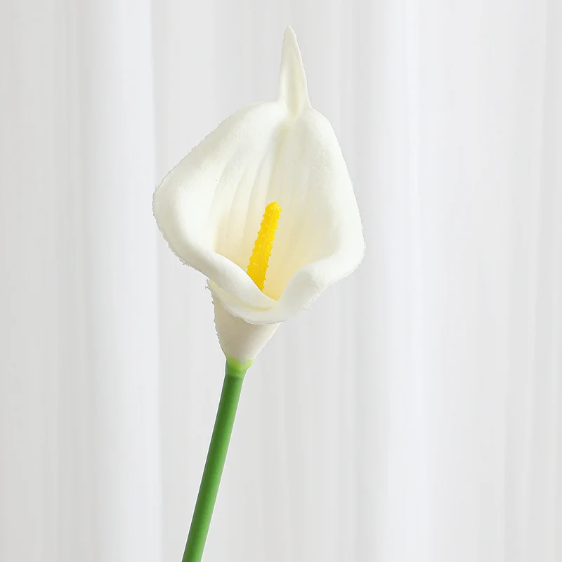 Künstliche Callablume mit detailgetreuer Verarbeitung Karnz