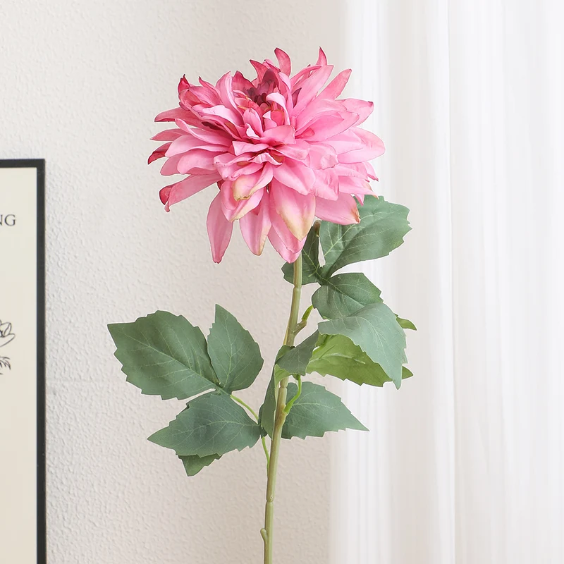 Kunstblumenstrauß mit lebensechten Details Karnz