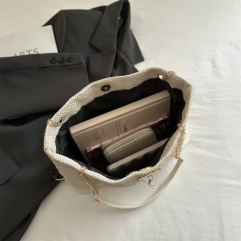 Stylische Geflochtene Strandtasche