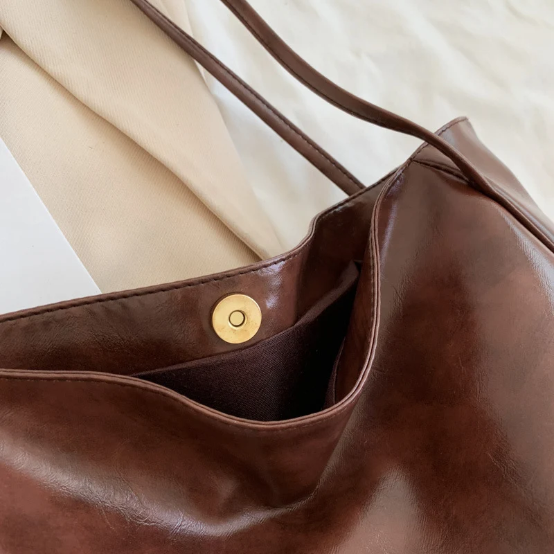 Elegante vegane Leder-Handtasche