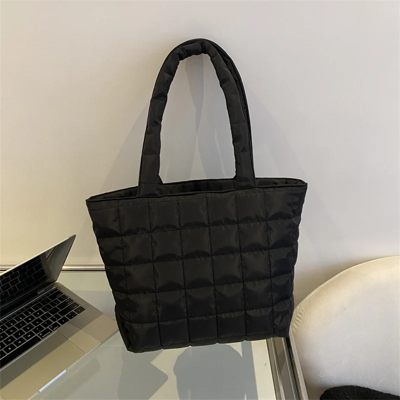 Gepolsterte Stepp-Tote-Tasche