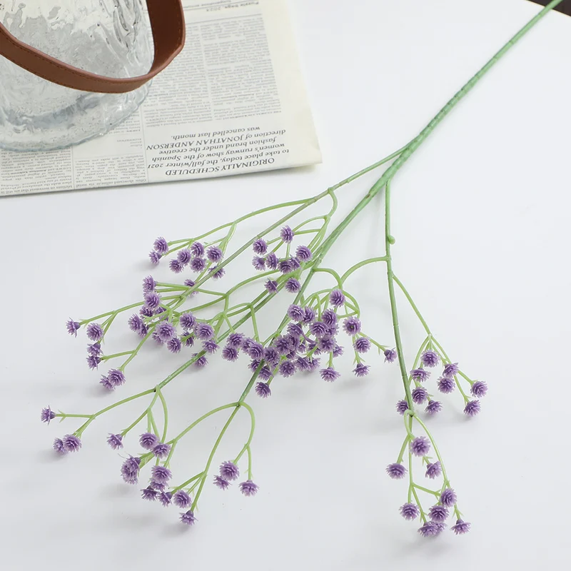 Dekorativer Kunstblütenzweig mit feinen lila Blüten Karnz