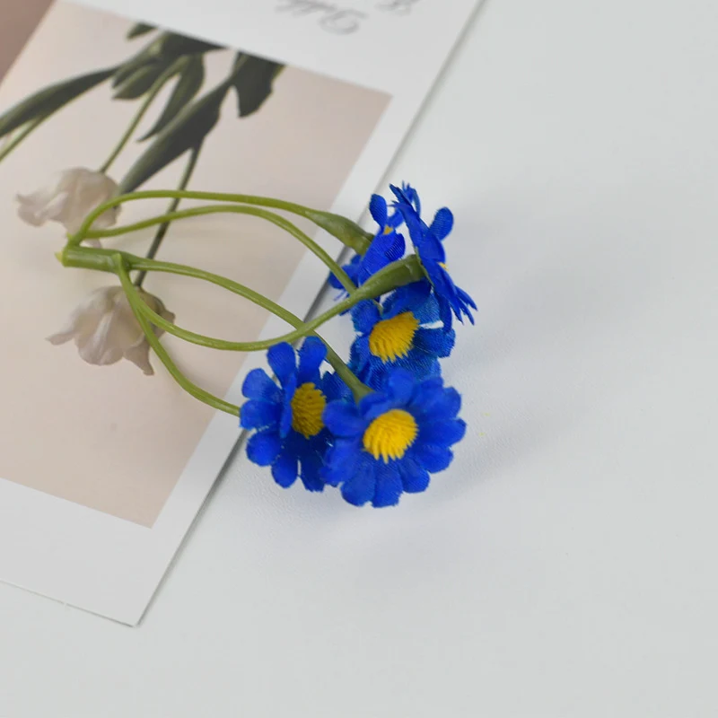 Dekorativer Kunstblumenstrauß Karnz
