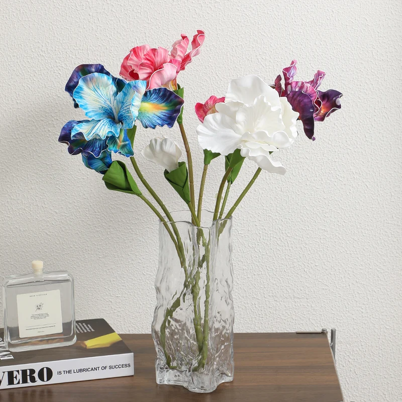 Dekorative Kunstblumen Karnz