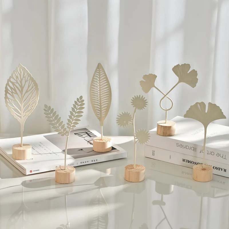 Dekorative Ginkgo Blatt Skulptur