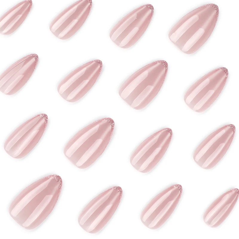 Kunstvolle Stiletto-Nägel mit elegantem Ombre-Muster Karnz