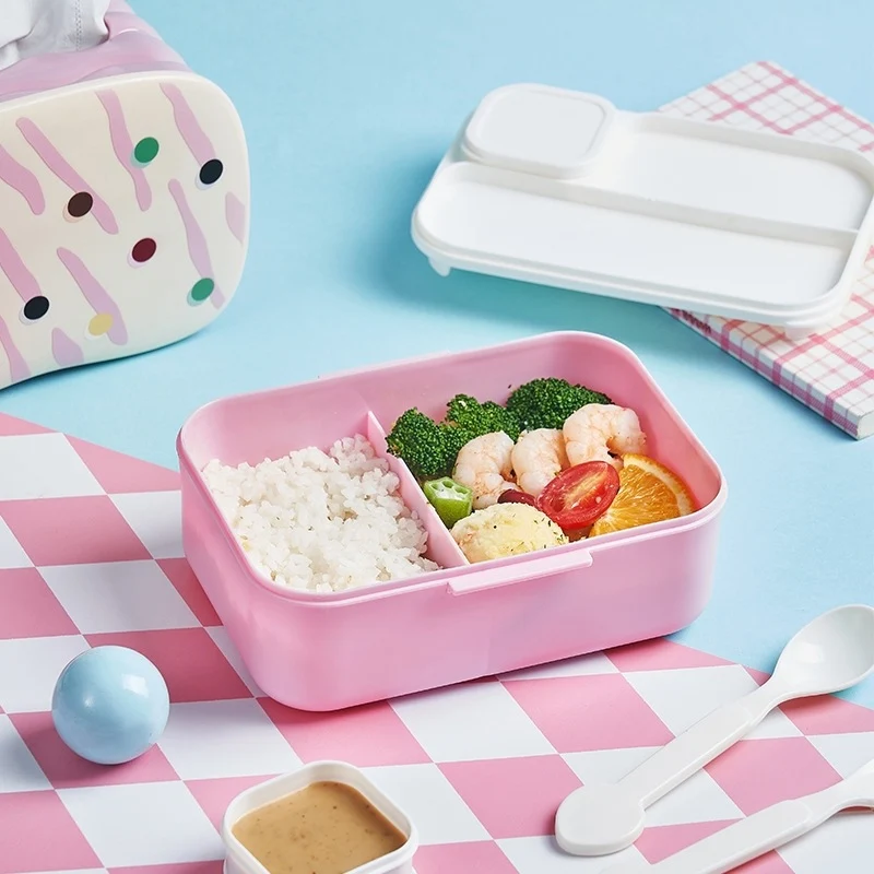 Niedliche Themen-Brotbox mit Besteck