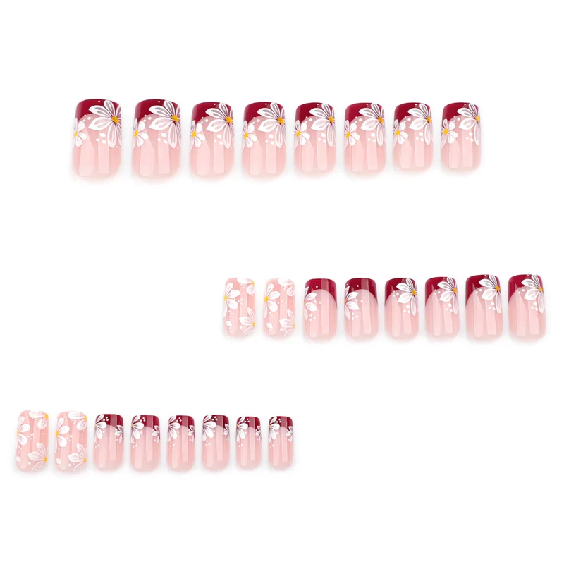 Kunstvolle Nagelverlängerungen mit Blumenmotiv Karnz