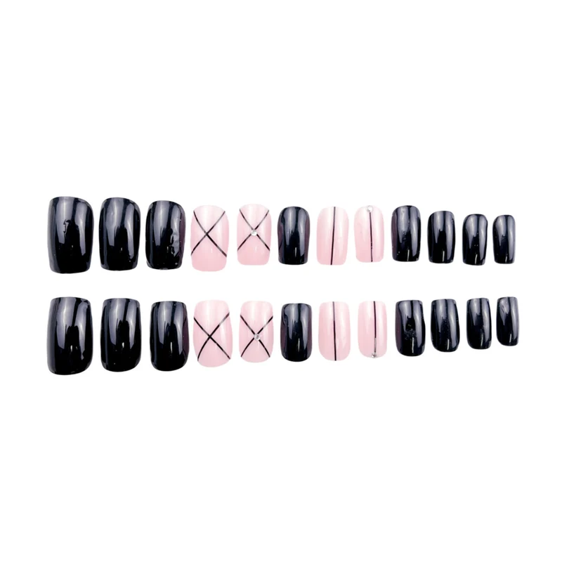 Stylische Geometrische Muster Nail Art Karnz